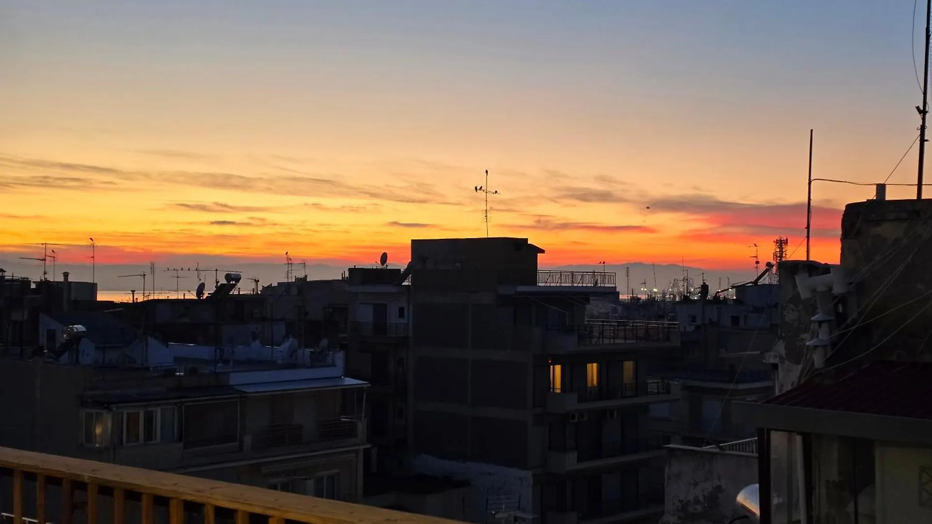 Horizon 2 - Downtown Penthouse With Big Terrace Διαμέρισμα Θεσσαλονίκη 0*,  Ελλάδα